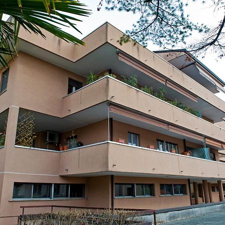 Sky View Apartment Como Exterior photo
