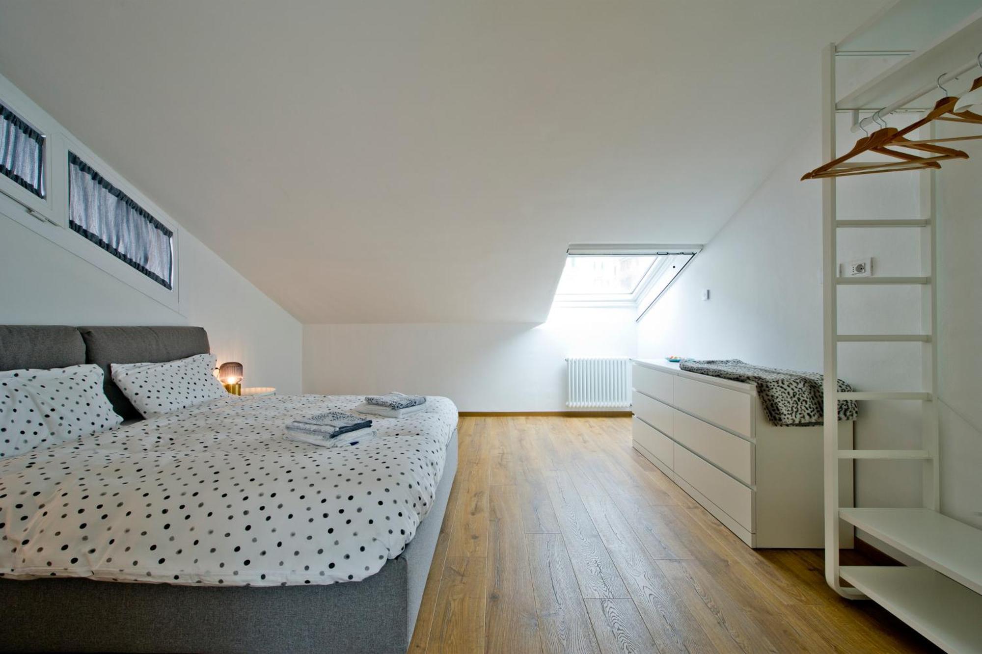 Sky View Apartment Como Exterior photo