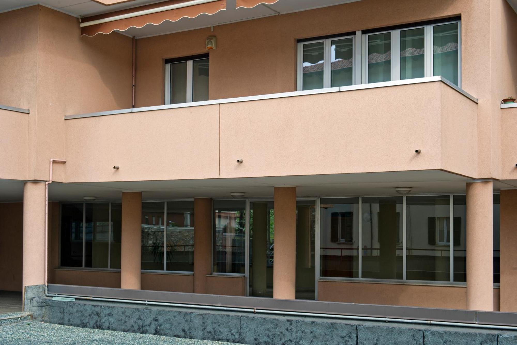 Sky View Apartment Como Exterior photo